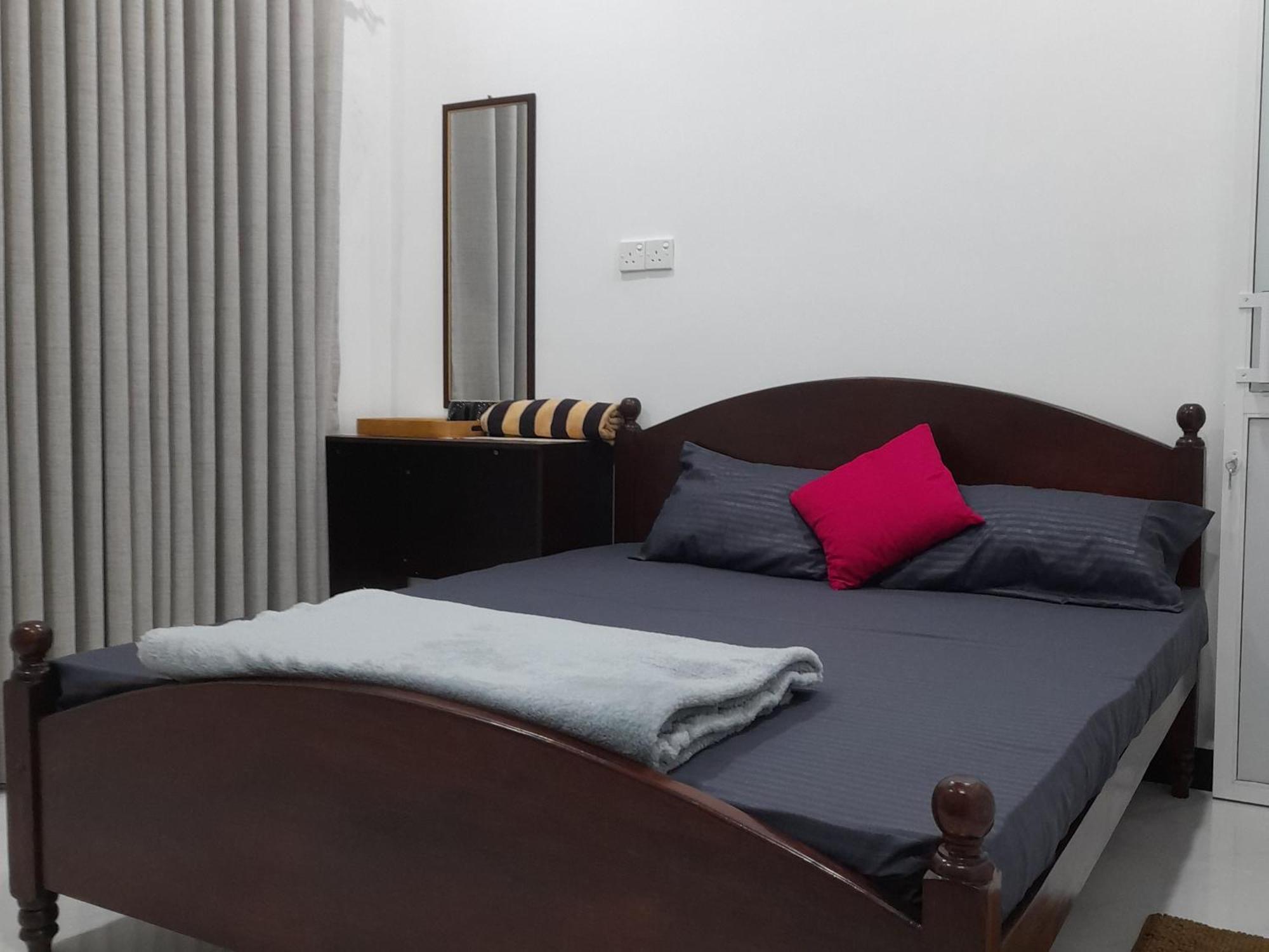 Hotel Ella Thenulya Zewnętrze zdjęcie